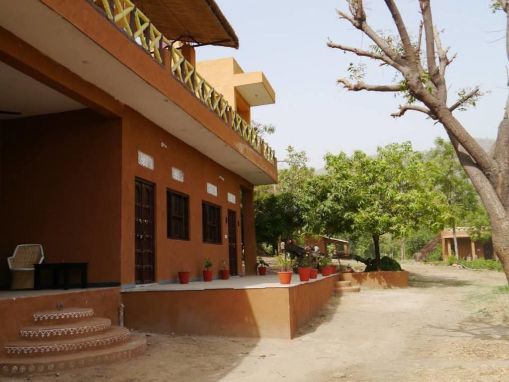 הוילה אודייפור Krishna Ranch מראה חיצוני תמונה
