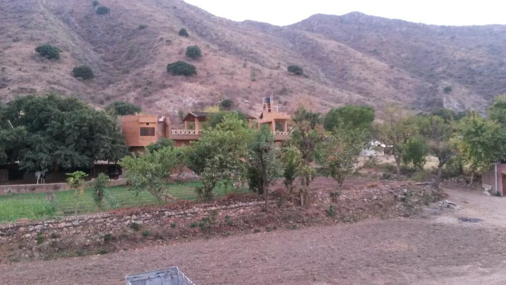 הוילה אודייפור Krishna Ranch מראה חיצוני תמונה